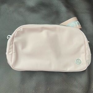 LULULEMON Wear Everywhere Belt Bag 1L Pink Mist Silver Wordmark NWT